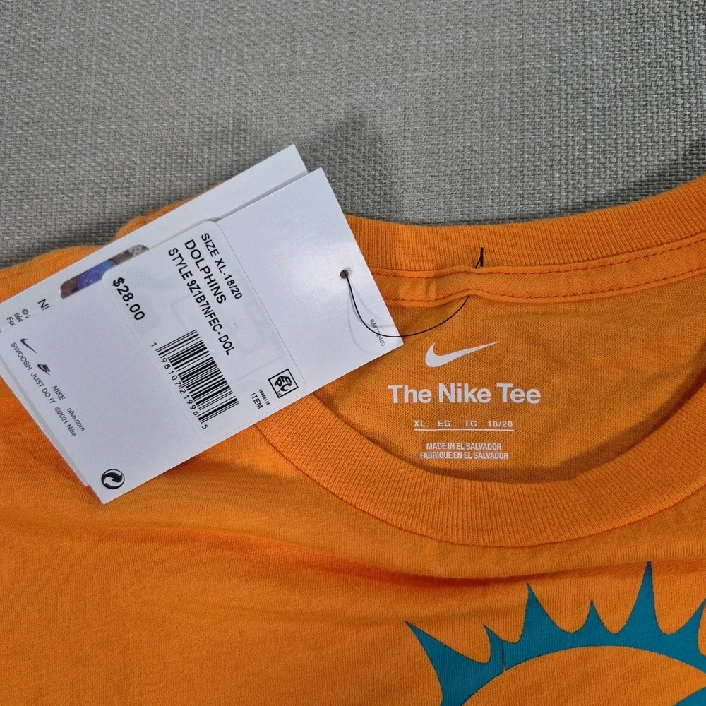 Nike Miami Dolphins NFL Youth XL 18-20 Orange T-Shirt 9Z1B7NFEC-DOL NWT